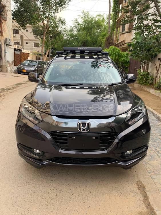 Honda Vezel 2015 for Sale in Karachi Honda Vezel 2015 for Sale in Karachi Image-2