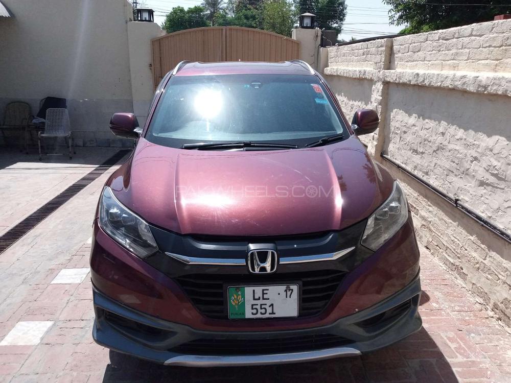 Honda Vezel 2014 for Sale in Multan Image-1
