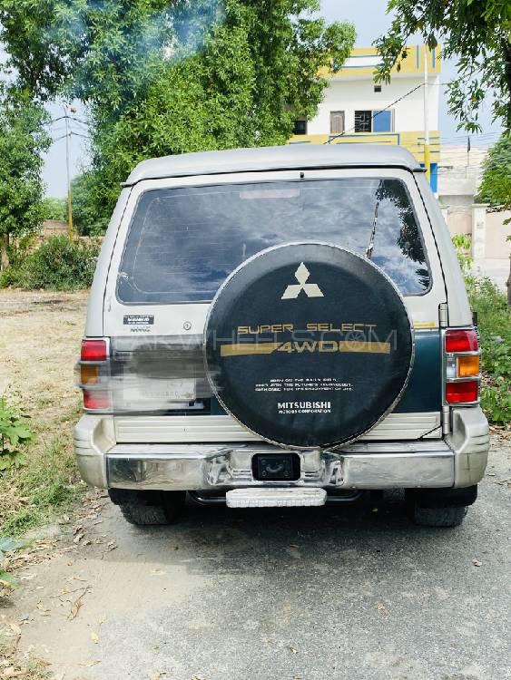 Mitsubishi Pajero 1993 for Sale in Islamabad Mitsubishi Pajero 1993 for Sale in Islamabad Image-2