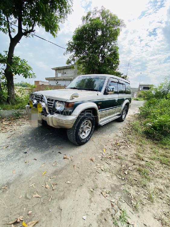 Mitsubishi Pajero 1993 for Sale in Islamabad Mitsubishi Pajero 1993 for Sale in Islamabad Image-3