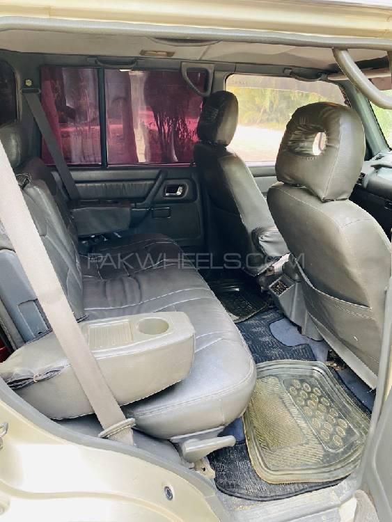 Mitsubishi Pajero 1993 for Sale in Islamabad Mitsubishi Pajero 1993 for Sale in Islamabad Image-9