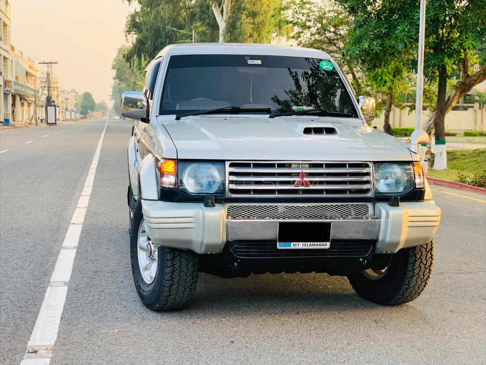 Mitsubishi Pajero 1995 for Sale in Gujranwala Image-1