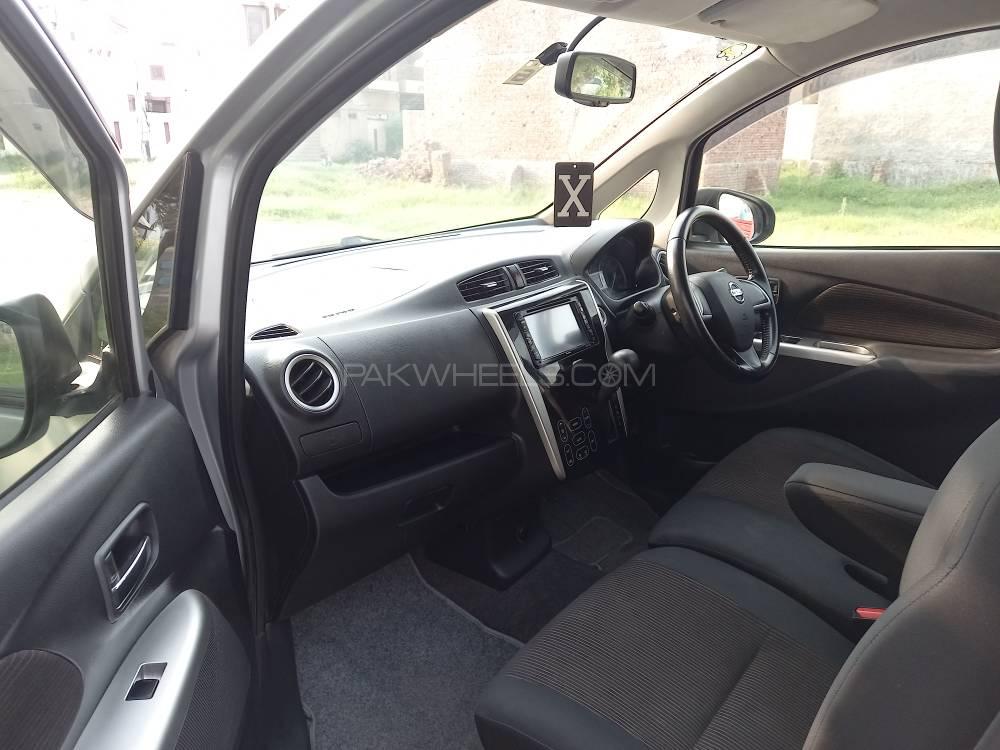 Nissan Dayz Highway Star 2013 for Sale in Lahore Nissan Dayz Highway Star 2013 for Sale in Lahore Image-11