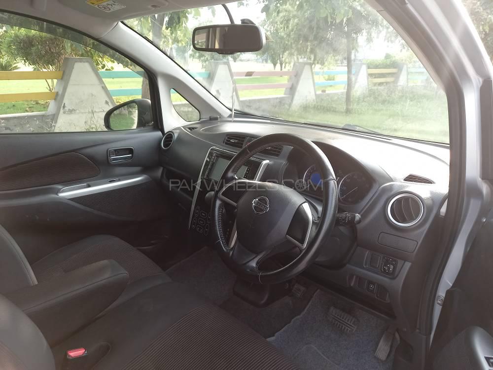 Nissan Dayz Highway Star 2013 for Sale in Lahore Nissan Dayz Highway Star 2013 for Sale in Lahore Image-9