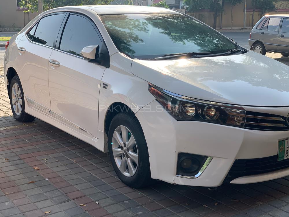 Toyota Corolla 2016 for Sale in Lahore Image-1