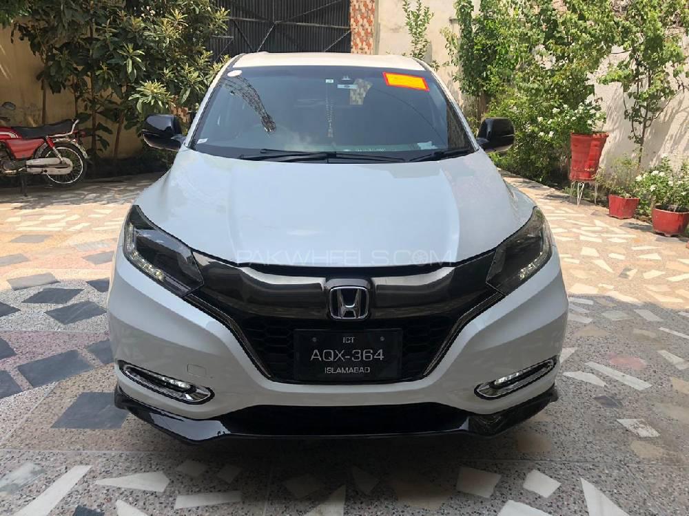 Honda Vezel 2017 for Sale in Haripur Image-1