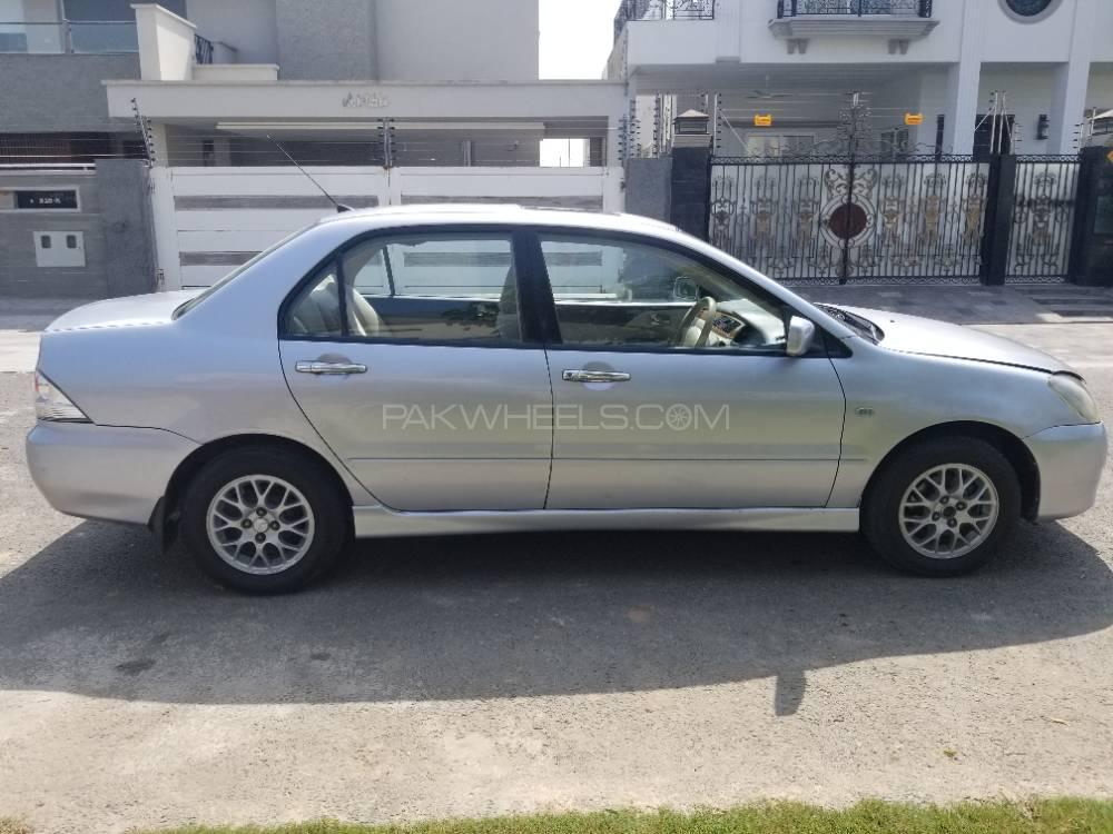 Mitsubishi Lancer 2005 for Sale in Lahore Mitsubishi Lancer 2005 for Sale in Lahore Image-6