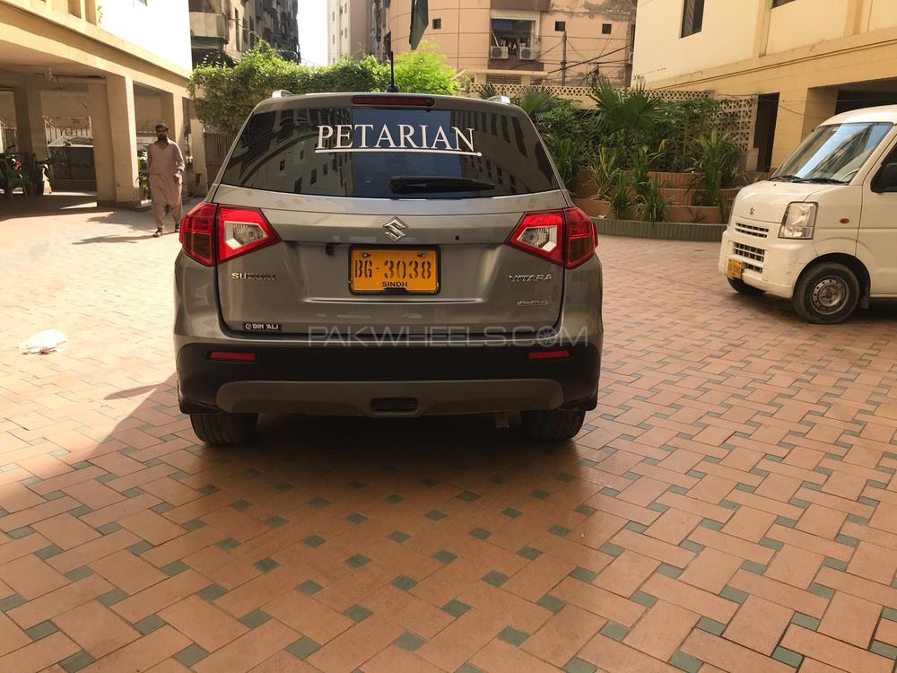 Suzuki Vitara 2017 for Sale in Karachi Suzuki Vitara 2017 for Sale in Karachi Image-2