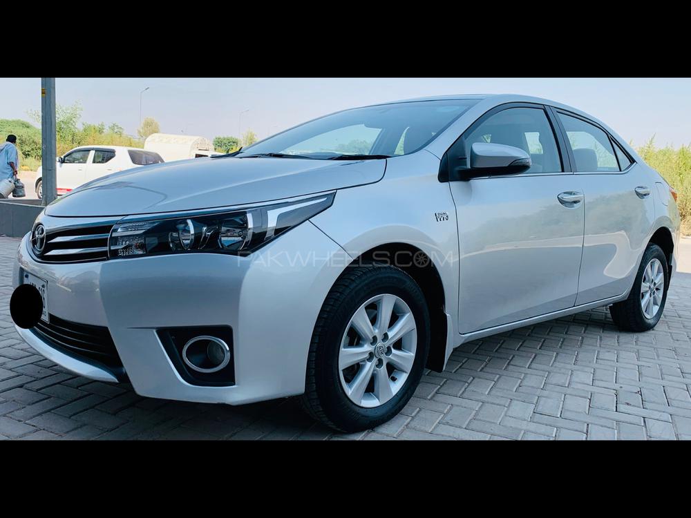 Toyota Corolla 2017 for Sale in Islamabad Image-1