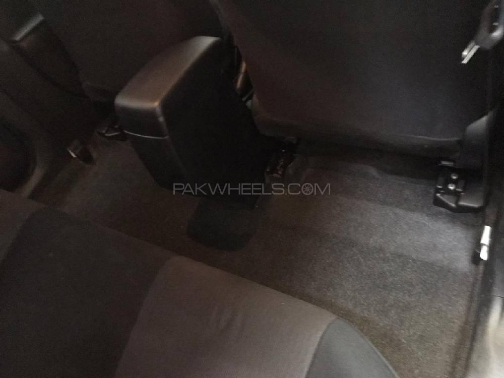 Toyota Corolla 2014 for Sale in Peshawar Toyota Corolla 2014 for Sale in Peshawar Image-16