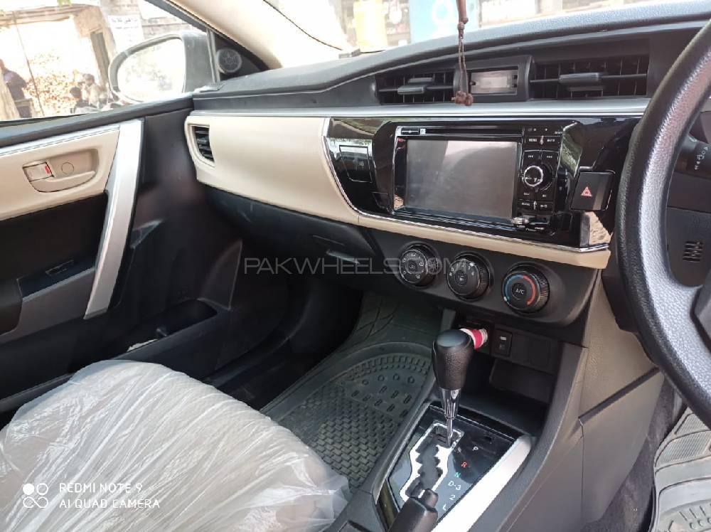 Toyota Corolla 2017 for Sale in Mandi bahauddin Toyota Corolla 2017 for Sale in Mandi bahauddin Image-4