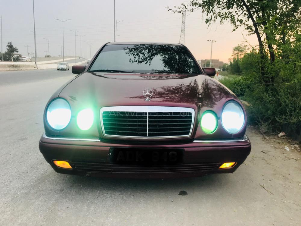 Mercedes Benz E Class 1998 for Sale in Peshawar Mercedes Benz E Class 1998 for Sale in Peshawar Image-5