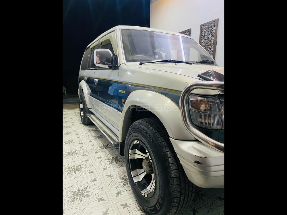 Mitsubishi Pajero 1992 for Sale in Faisalabad Image-1