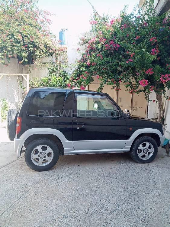 Mitsubishi Pajero Mini 2012 for Sale in Rawalpindi Image-1