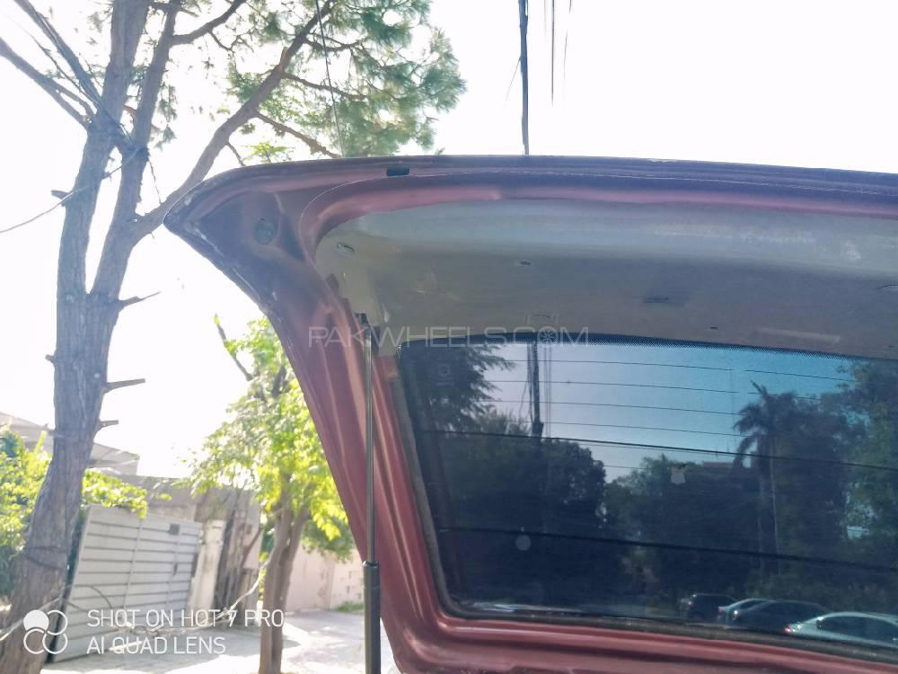 Suzuki Cultus 2000 for Sale in Lahore Suzuki Cultus 2000 for Sale in Lahore Image-6