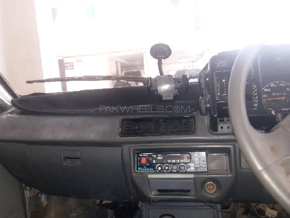 Suzuki Mehran 2005 for Sale in Karachi Suzuki Mehran 2005 for Sale in Karachi Image-3