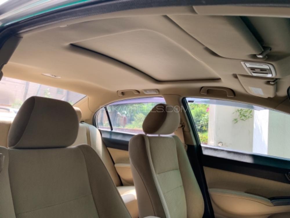 Honda Civic 2010 for Sale in Sialkot Honda Civic 2010 for Sale in Sialkot Image-4