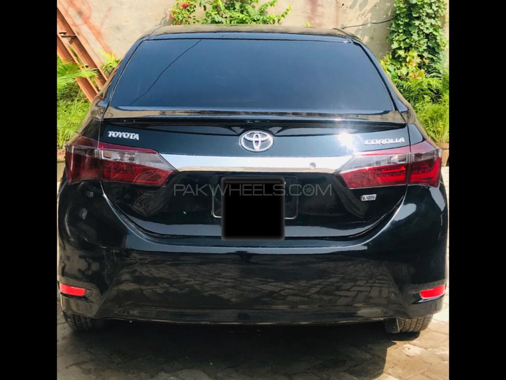 Toyota Corolla 2016 for Sale in Lahore Image-1