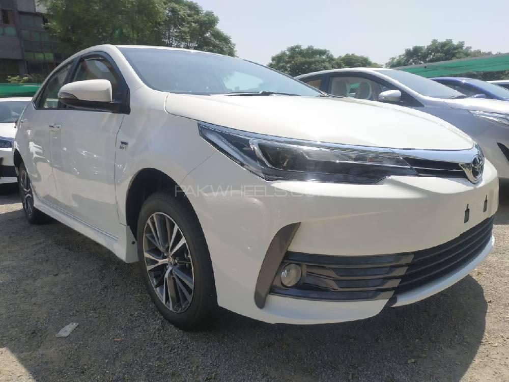 Toyota Corolla 2021 for Sale in Islamabad Image-1