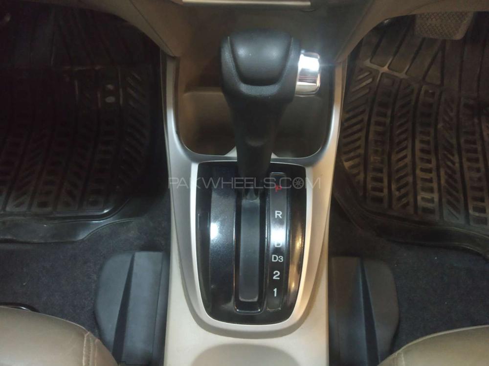 Honda City 2014 for Sale in Karachi Honda City 2014 for Sale in Karachi Image-7