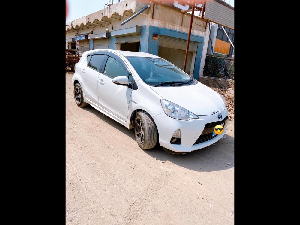 Toyota Aqua 2014 for Sale in Peshawar Image-1