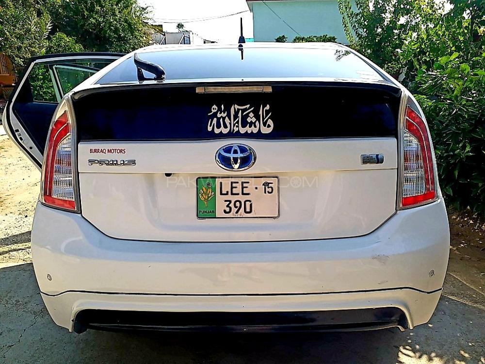 Toyota Prius 2012 for Sale in Lower Dir Image-1