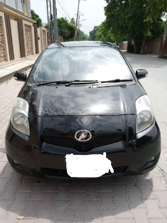 Toyota Vitz 2008 for Sale in Peshawar Image-1