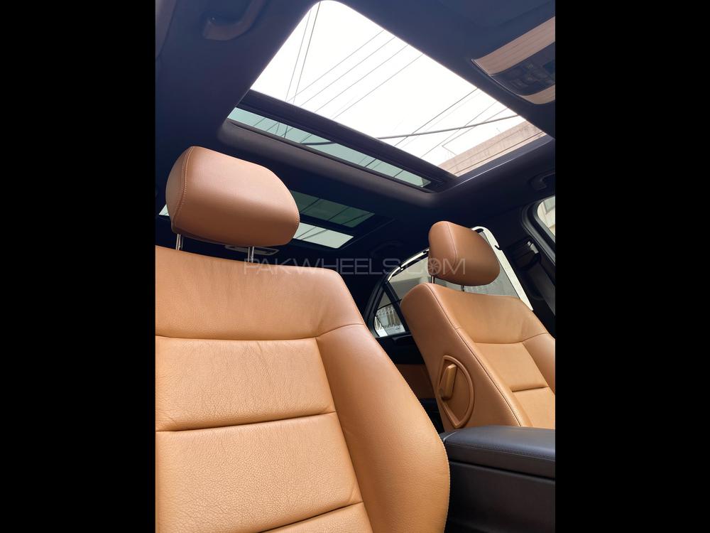 Mercedes Benz E Class 2013 for Sale in Lahore Mercedes Benz E Class 2013 for Sale in Lahore Image-15