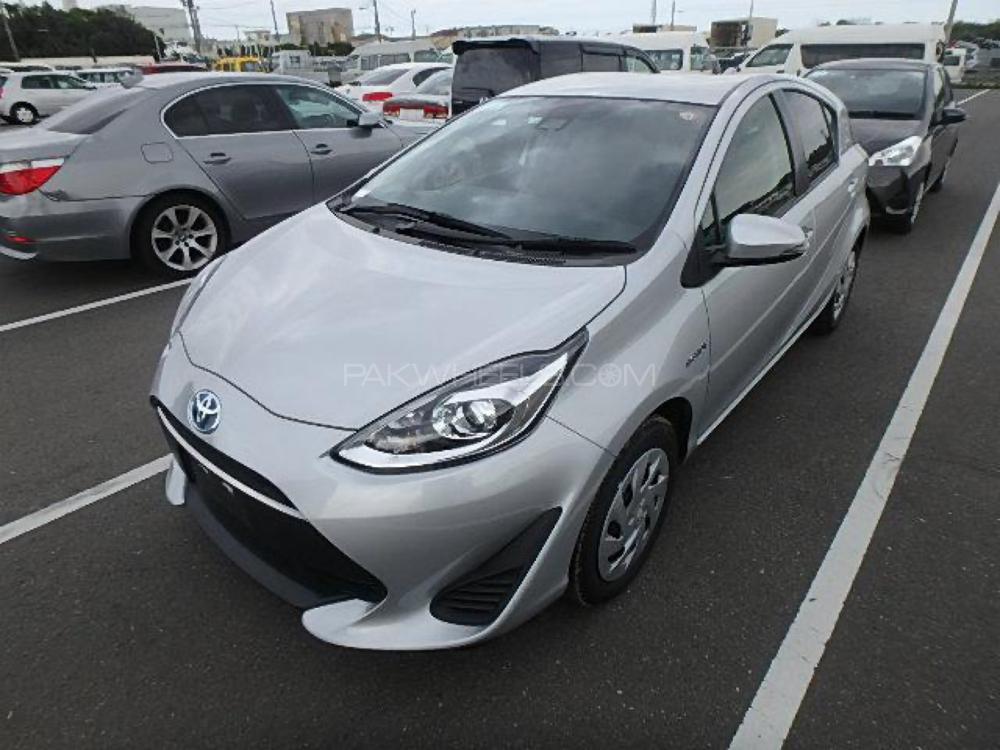 Toyota Aqua 2017 for Sale in Peshawar Toyota Aqua 2017 for Sale in Peshawar Image-2