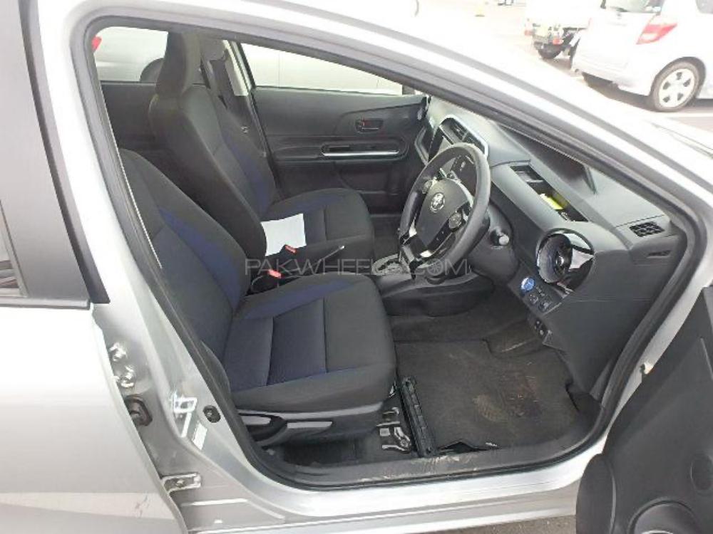 Toyota Aqua 2017 for Sale in Peshawar Toyota Aqua 2017 for Sale in Peshawar Image-6