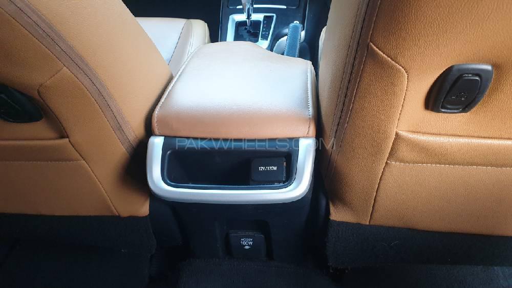 Toyota Fortuner 2017 for Sale in Lahore Toyota Fortuner 2017 for Sale in Lahore Image-13