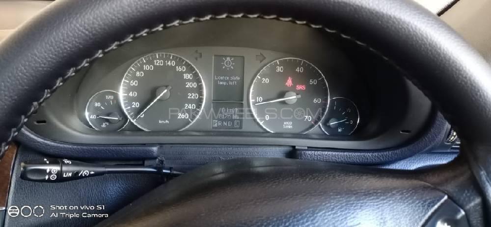 Mercedes Benz C Class 2005 for Sale in Sahiwal Mercedes Benz C Class 2005 for Sale in Sahiwal Image-11