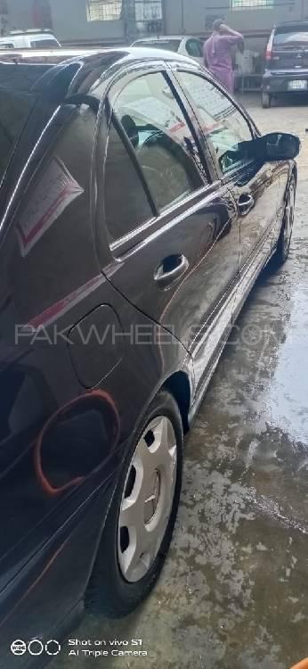 Mercedes Benz C Class 2005 for Sale in Sahiwal Mercedes Benz C Class 2005 for Sale in Sahiwal Image-14