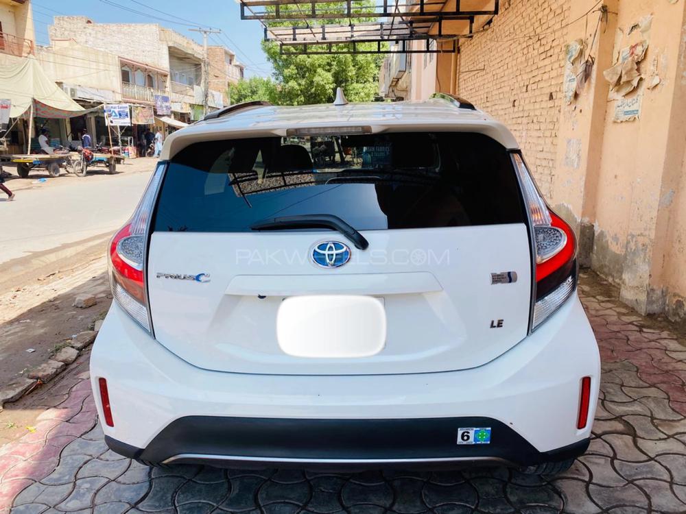 Toyota Aqua 2017 for Sale in Multan Toyota Aqua 2017 for Sale in Multan Image-4