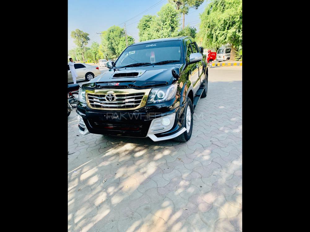 Toyota Hilux 2012 for Sale in Peshawar Image-1