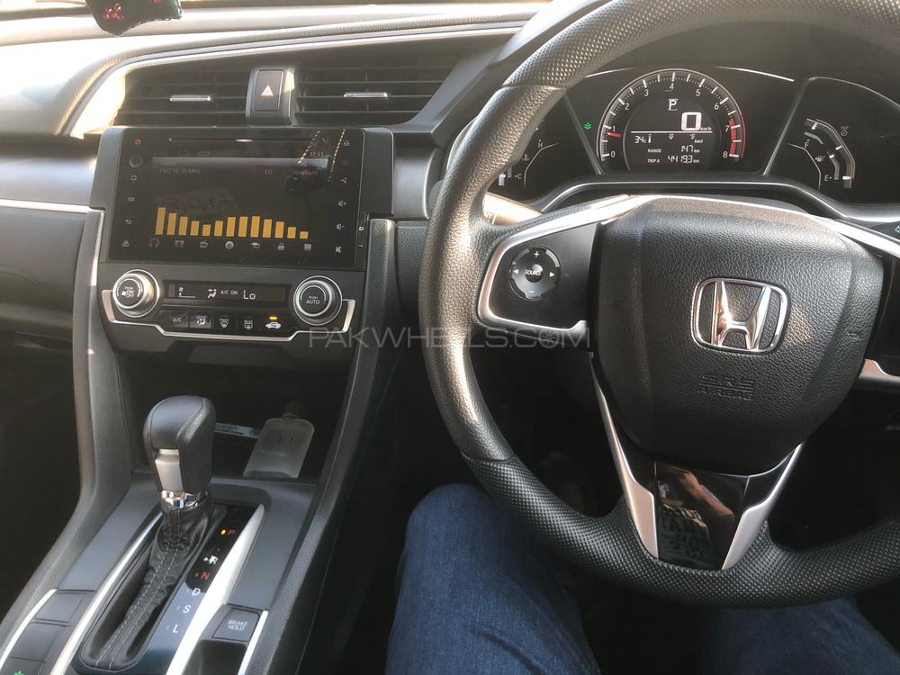 Honda Civic 2017 for Sale in Sialkot Honda Civic 2017 for Sale in Sialkot Image-4