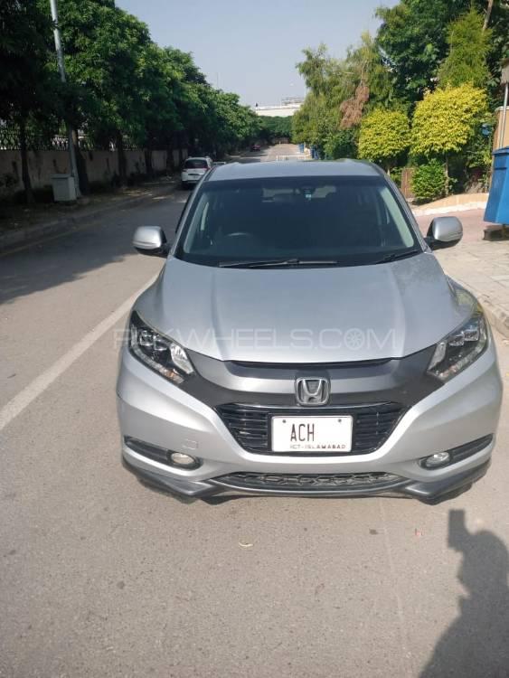 Honda Vezel 2015 for Sale in Islamabad Image-1
