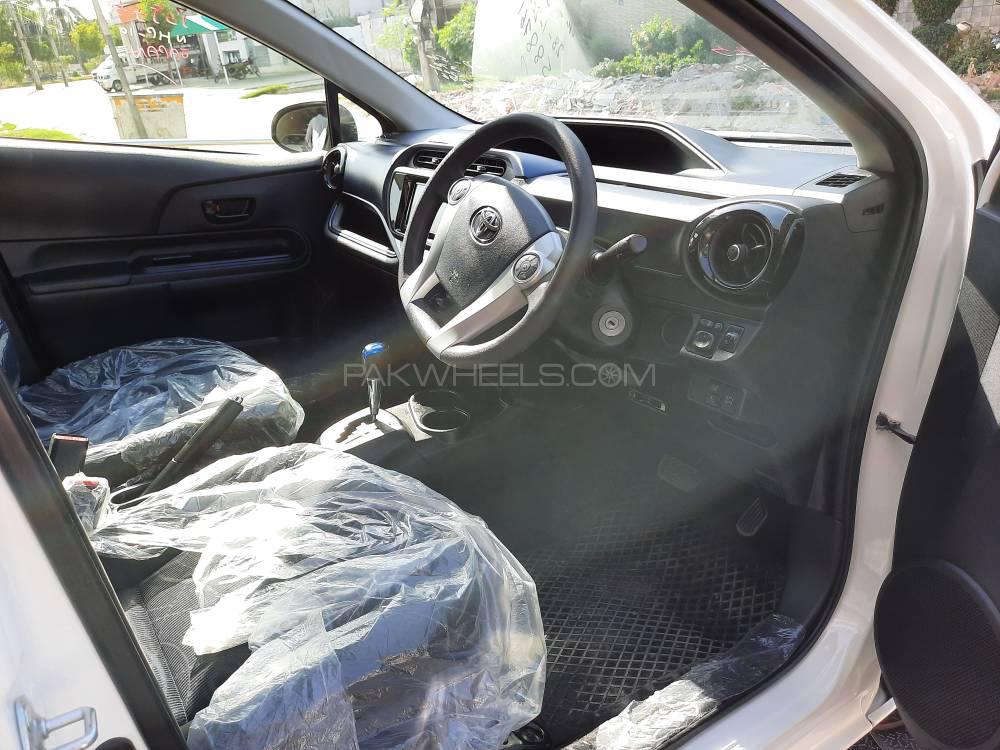 Toyota Aqua 2016 for Sale in Bahawalpur Toyota Aqua 2016 for Sale in Bahawalpur Image-14