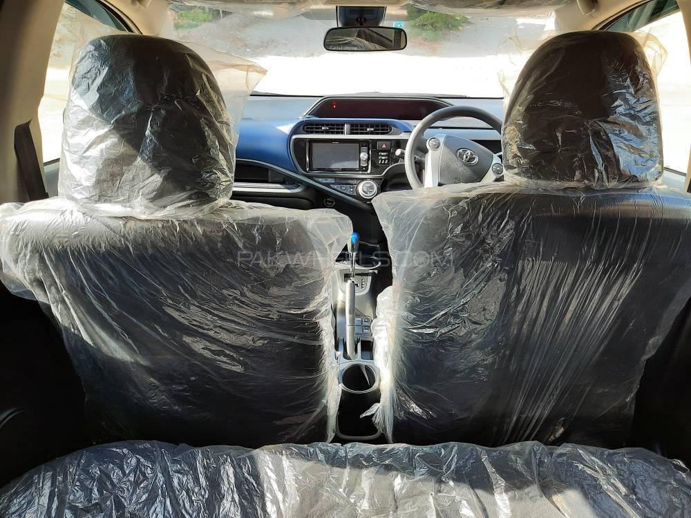 Toyota Aqua 2016 for Sale in Bahawalpur Toyota Aqua 2016 for Sale in Bahawalpur Image-12