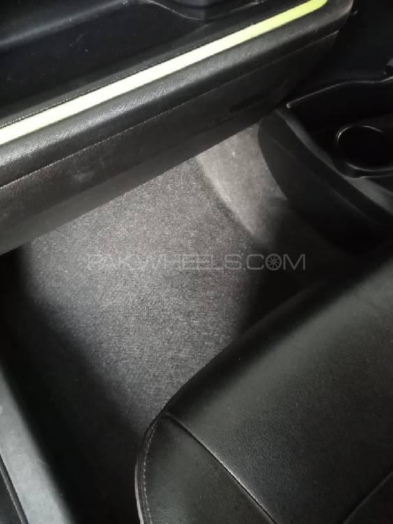 Toyota Aqua 2013 for Sale in Lahore Toyota Aqua 2013 for Sale in Lahore Image-13