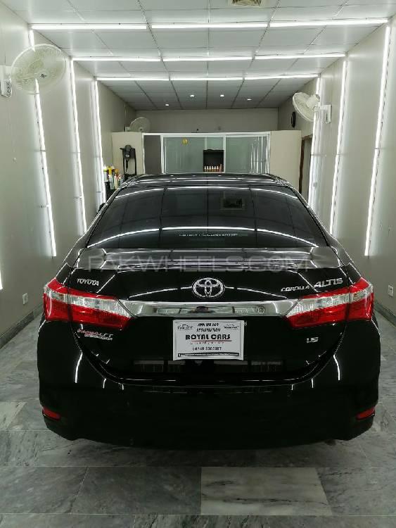 Toyota Corolla 2016 for Sale in Rawalpindi Image-1