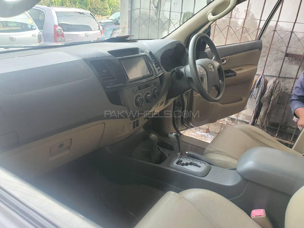 Toyota Fortuner 2013 for Sale in Lahore Image-1
