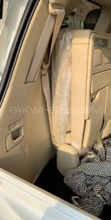 Toyota Land Cruiser 2015 for Sale in Islamabad Toyota Land Cruiser 2015 for Sale in Islamabad Image-3