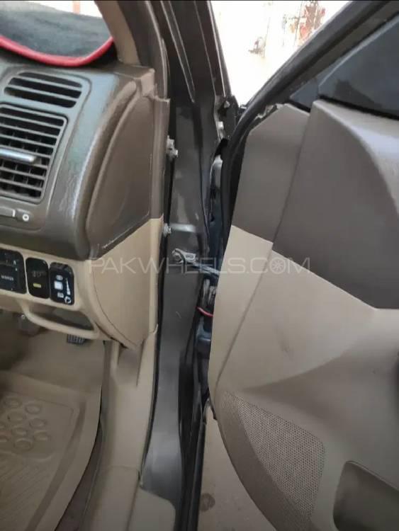 Honda Civic 2005 for Sale in Multan Honda Civic 2005 for Sale in Multan Image-7