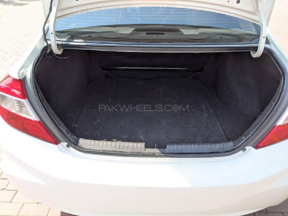 Honda Civic 2013 for Sale in Multan Honda Civic 2013 for Sale in Multan Image-15