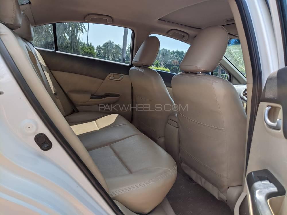 Honda Civic 2013 for Sale in Multan Honda Civic 2013 for Sale in Multan Image-13