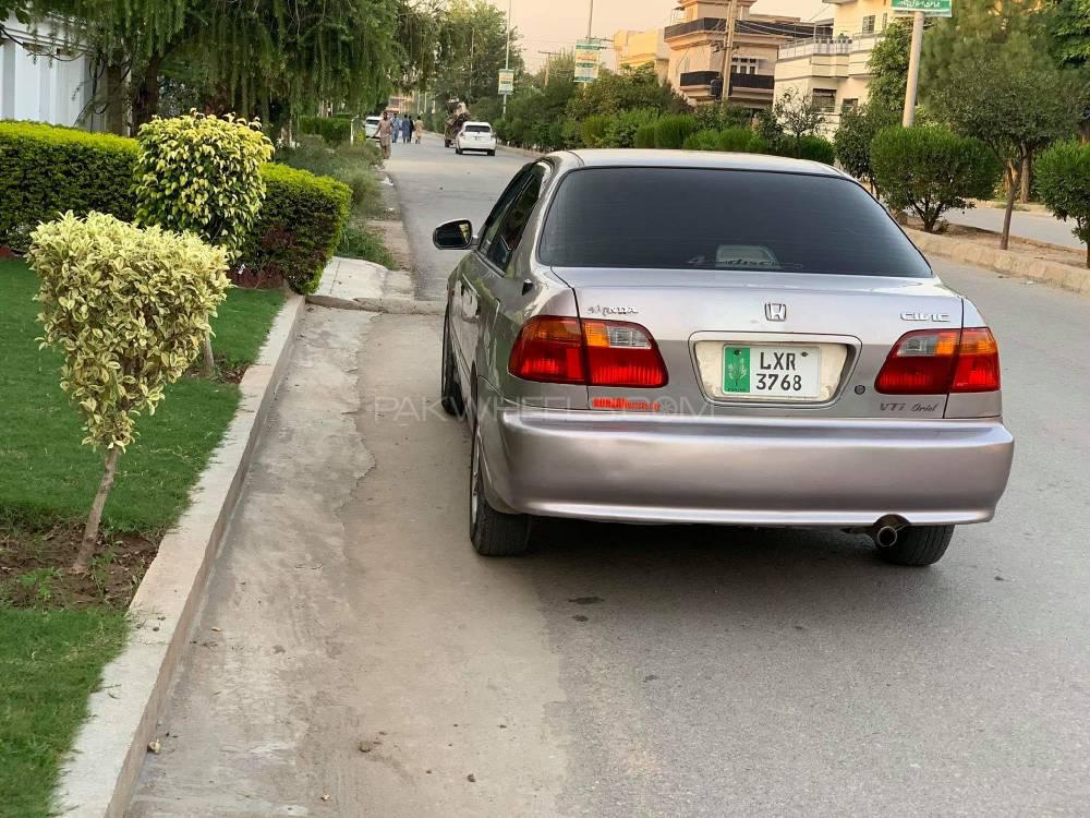 Honda Civic 2000 for Sale in Peshawar Honda Civic 2000 for Sale in Peshawar Image-5