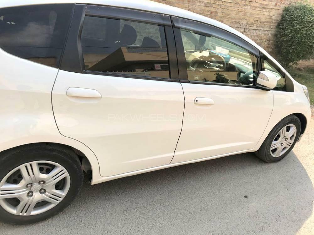 Honda Fit 2012 for Sale in Lahore Honda Fit 2012 for Sale in Lahore Image-7