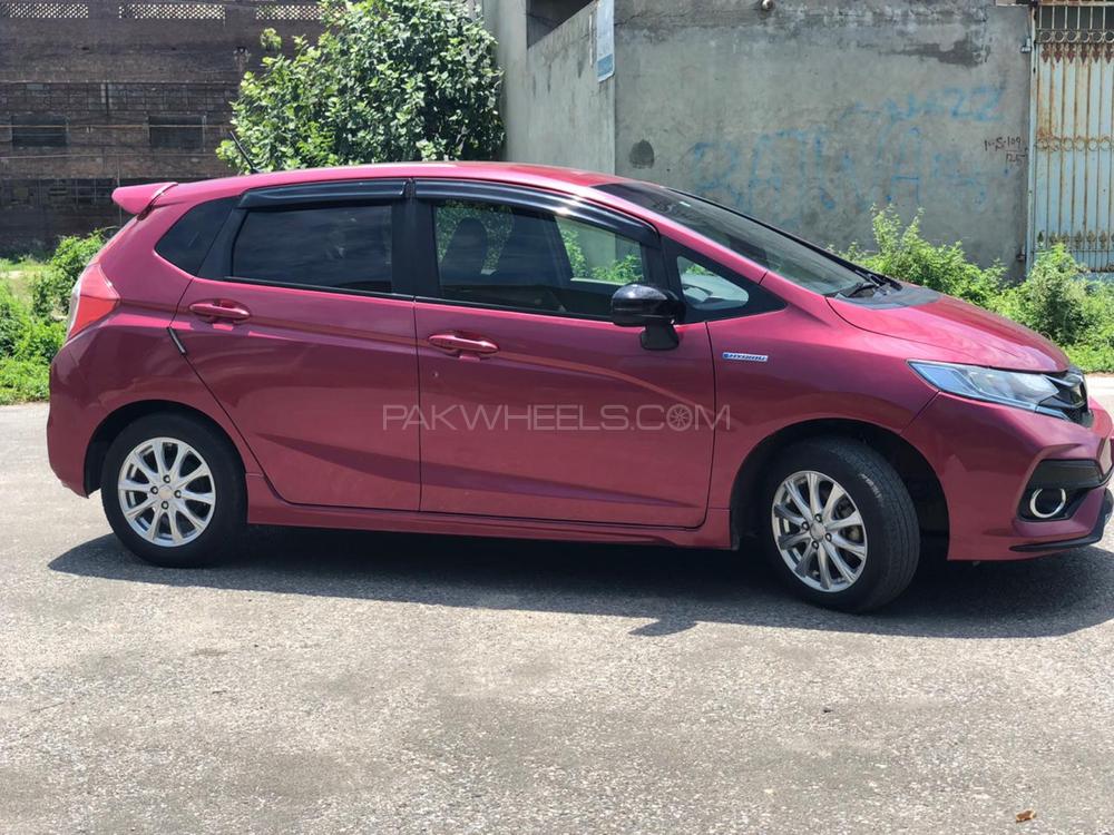 ہونڈا فٹ 2017 for Sale in گجرانوالہ ہونڈا فٹ 2017 for Sale in گجرانوالہ Image-7