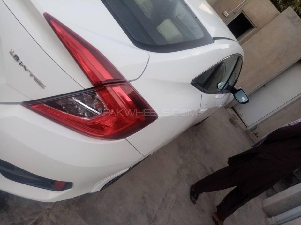 Honda Civic 2017 for Sale in Chishtian Honda Civic 2017 for Sale in Chishtian Image-3